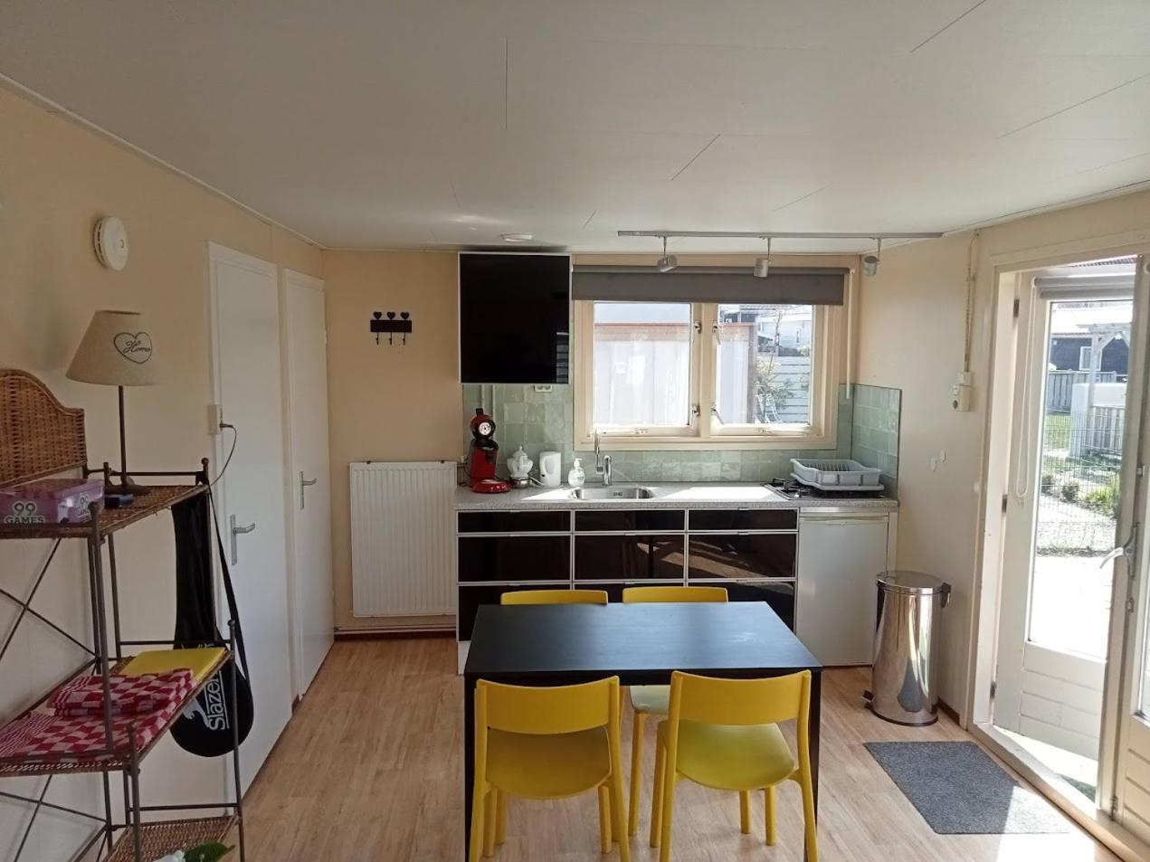 Tiny House Nabij De Kust Villa Dirkshorn ภายนอก รูปภาพ